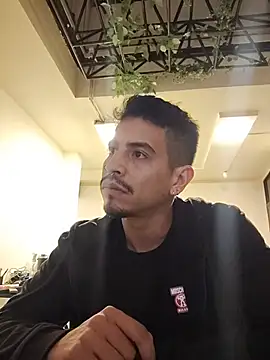 Juann-cock online show from June 1, 2026, 6:59 am