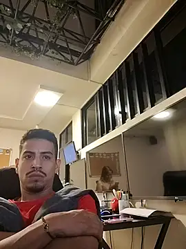 Juann-cock online show from July 5, 2026, 4:19 am