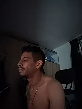 Juann-cock online show from July 8, 2026, 4:22 pm