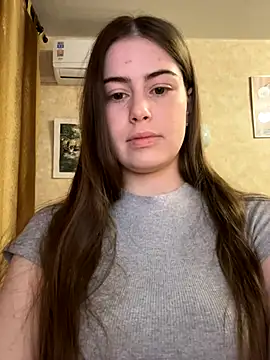 Soyyyaa online show from December 4, 2025, 4:11 am