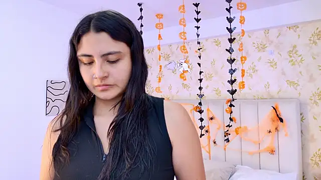 Celeste Ackerman online show from October 23, 2025, 8:07 pm