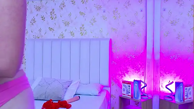 Celeste Ackerman online show from November 7, 2025, 3:06 am