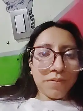 VioletxBloom online show from December 16, 2025, 5:56 am