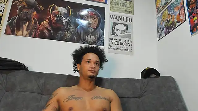  MACCARTHY TAYLOR online show from October 24, 2025, 10:39 pm