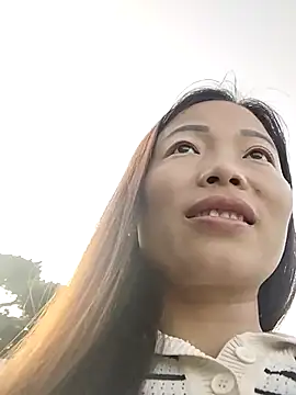 Annaacutee online show from October 17, 2025, 11:51 pm