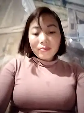 Annaacutee online show from December 5, 2025, 12:58 pm