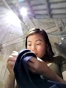 Annaacutee online show from December 21, 2025, 12:23 pm