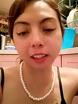 MoonBlueSex online show from September 18, 2025, 2:57 am