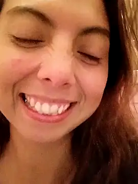 MoonBlueSex online show from October 19, 2025, 4:57 am