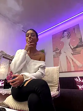 jelly  beanss online show from October 13, 2025, 7:25 pm