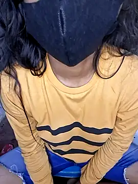 sunny sweet online show from June 18, 2026, 9:19 pm