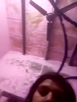 TINASONI online show from November 8, 2025, 11:14 pm