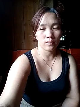 Snapshot of miumiu_00 chatting on September 28, 2025, 6:30 am miumiu 00 online show from September 28, 2025, 6:30 am