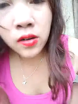 Snapshot of miumiu_00 chatting on October 4, 2025, 5:05 am miumiu 00 online show from October 4, 2025, 5:05 am