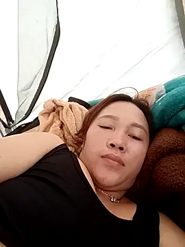 Snapshot of miumiu_00 chatting on October 13, 2025, 2:22 am miumiu 00 online show from October 13, 2025, 2:22 am