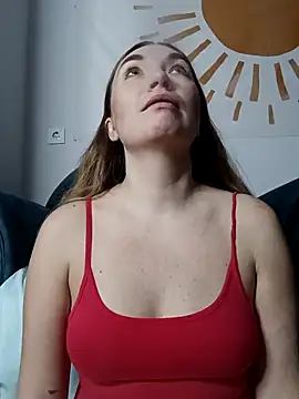 KisaVixen online show from December 16, 2025, 5:40 pm