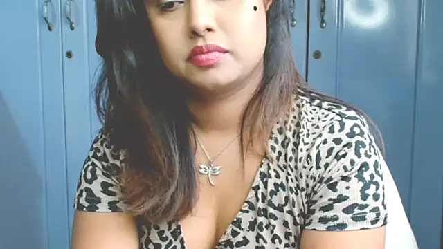 Snapshot of Indian_GlowingMiax chatting on September 13, 2025, 8:47 am Indian GlowingMiax online show from September 13, 2025, 8:47 am