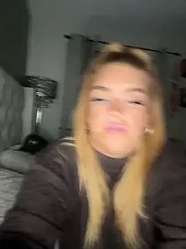 MysteriousMylaX online show from January 5, 2026, 7:28 pm