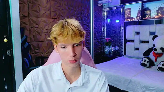 park jimin1 online show from October 13, 2025, 1:33 pm