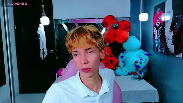 park jimin1 online show from October 27, 2025, 12:09 pm