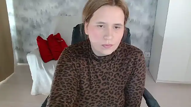 AdelinaLawson online show from April 17, 2026, 8:50 am