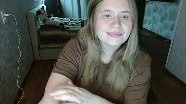 AdelinaLawson online show from May 21, 2026, 4:03 pm