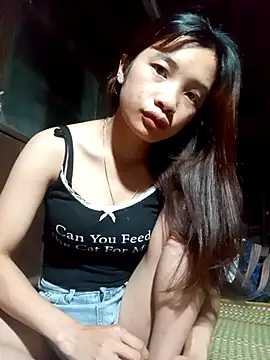 Snapshot of beobeo_2xx chatting on September 9, 2025, 10:42 pm beobeo 2xx online show from September 9, 2025, 10:42 pm