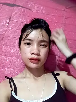 Snapshot of beobeo_2xx chatting on September 18, 2025, 1:46 pm beobeo 2xx online show from September 18, 2025, 1:46 pm