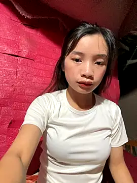 Snapshot of beobeo_2xx chatting on October 14, 2025, 1:50 am beobeo 2xx online show from October 14, 2025, 1:50 am