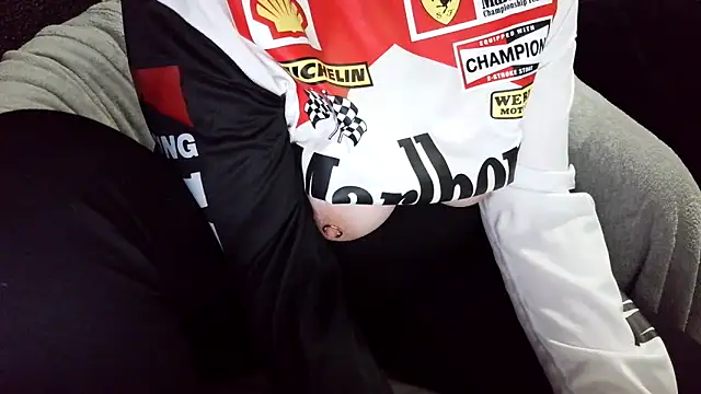 fetishslut4u online show from September 28, 2025, 6:30 am