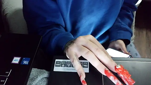 fetishslut4u online show from October 16, 2025, 11:55 am