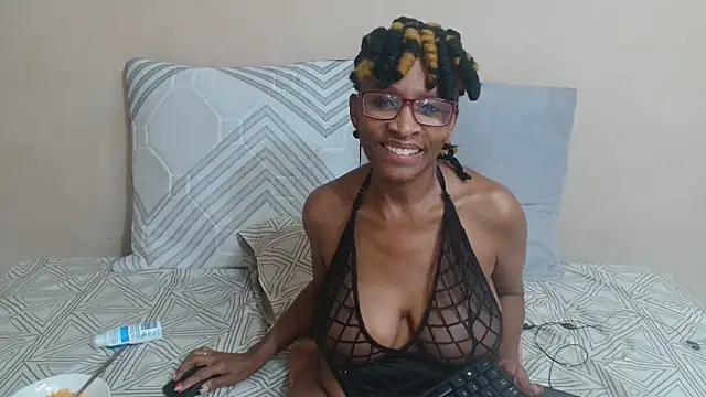 SugarPoppy24xxx online show from September 28, 2025, 3:23 am