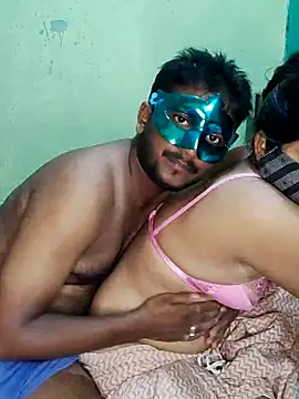 Snapshot of Desi_masti69 chatting on September 14, 2025, 4:39 pm Desi masti69 online show from September 14, 2025, 4:39 pm