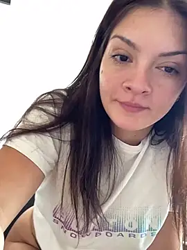 Danielaeliana online show from April 22, 2026, 1:12 pm