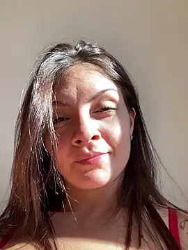 Snapshot of Danielaeliana chatting on April 29, 2026, 5:41 pm Danielaeliana online show from April 29, 2026, 5:41 pm