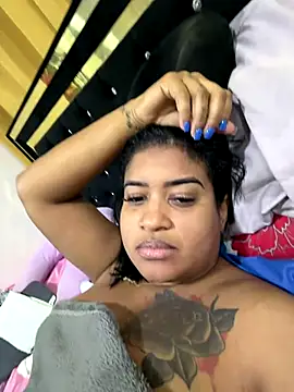 Snapshot of LaBellaBarbie chatting on October 8, 2025, 4:10 am LaBellaBarbie online show from October 8, 2025, 4:10 am