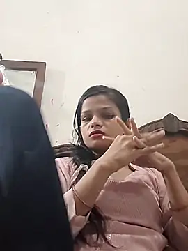 Komal0099 online show from September 18, 2025, 3:03 pm