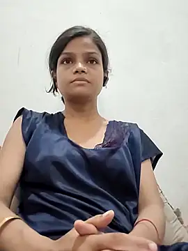 Komal0099 online show from September 22, 2025, 2:19 pm