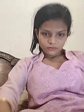 Komal0099 online show from October 17, 2025, 3:14 pm