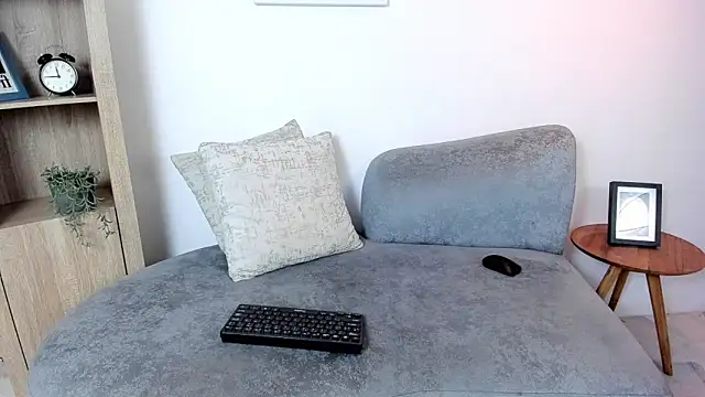 Snapshot of dear_jeycot chatting on November 10, 2025, 1:43 pm dear jeycot online show from November 10, 2025, 1:43 pm