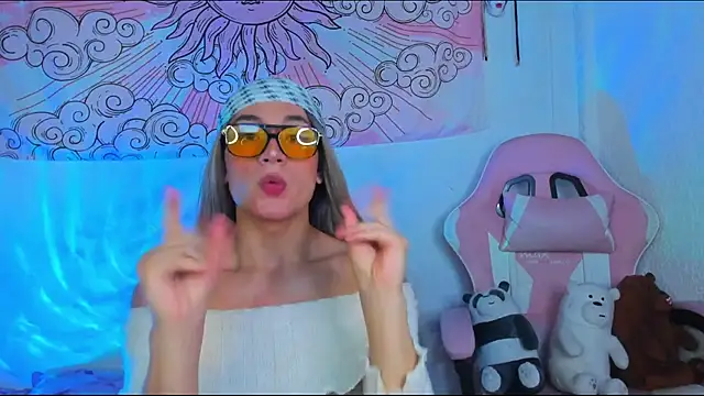 brihanna cooper online show from March 31, 2026, 1:55 pm