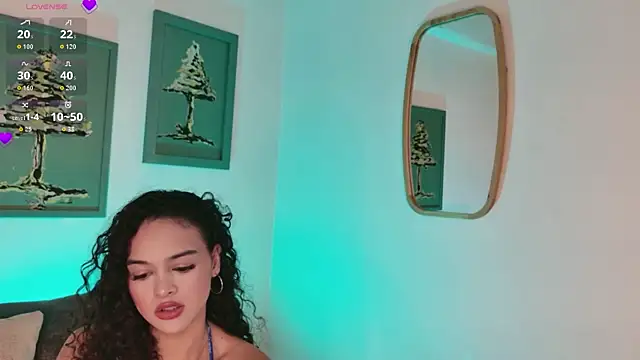 AprilRhodes  online show from October 10, 2025, 8:41 pm