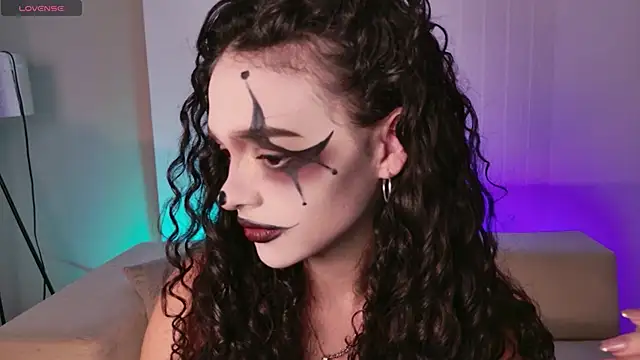 AprilRhodes  online show from October 29, 2025, 5:10 am