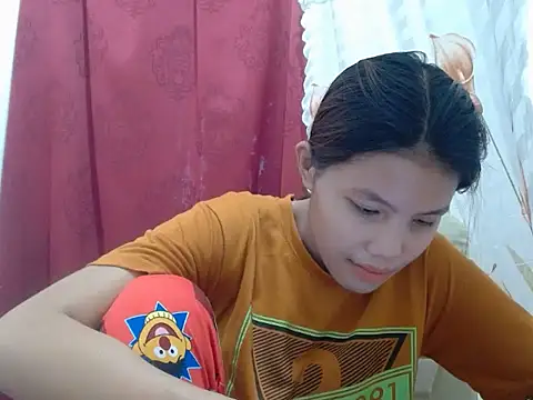 Snapshot of Joys_Wet_Pussy chatting on October 22, 2025, 11:04 pm Joys Wet Pussy online show from October 22, 2025, 11:04 pm