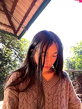 EmLy02 online show from November 30, 2025, 1:20 am