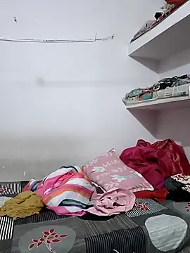 Lusty fairy22 online show from September 12, 2025, 11:04 pm