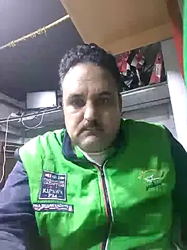 Snapshot of mM0140 chatting on January 17, 2026, 3:39 pm mM0140 online show from January 17, 2026, 3:39 pm