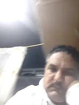 Snapshot of mM0140 chatting on February 6, 2026, 9:40 pm mM0140 online show from February 6, 2026, 9:40 pm
