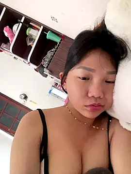 Snapshot of Miumieu chatting on October 29, 2025, 2:58 am Miumieu online show from October 29, 2025, 2:58 am