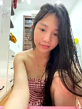 Snapshot of Miumieu chatting on November 9, 2025, 12:36 pm Miumieu online show from November 9, 2025, 12:36 pm